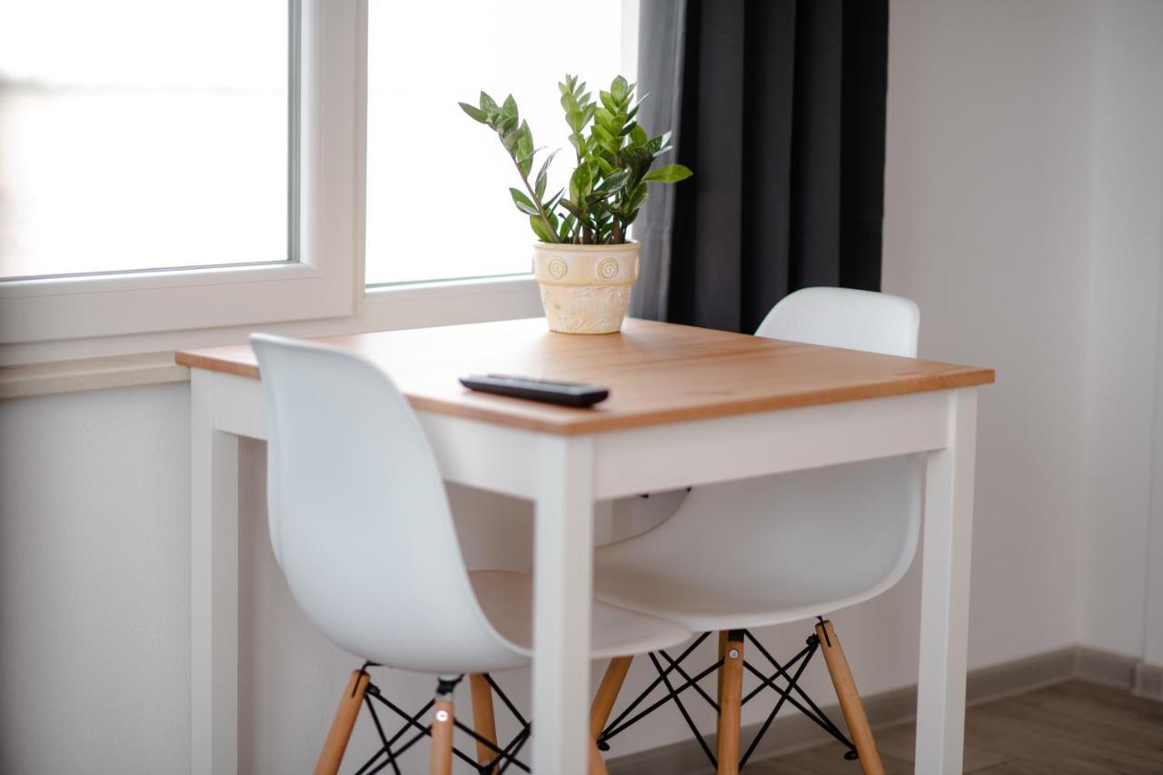 Pixel Guesthouse Tîrgu Secuiesc Eksteriør billede