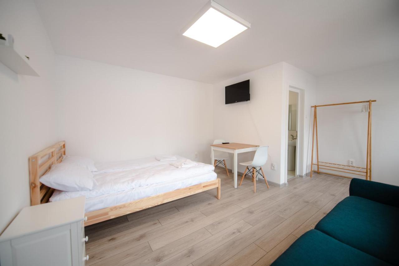 Pixel Guesthouse Tîrgu Secuiesc Eksteriør billede