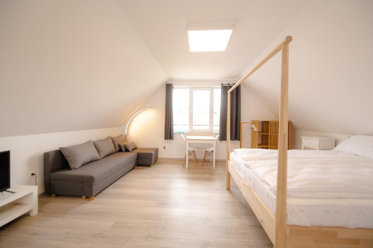 Pixel Guesthouse Tîrgu Secuiesc Eksteriør billede