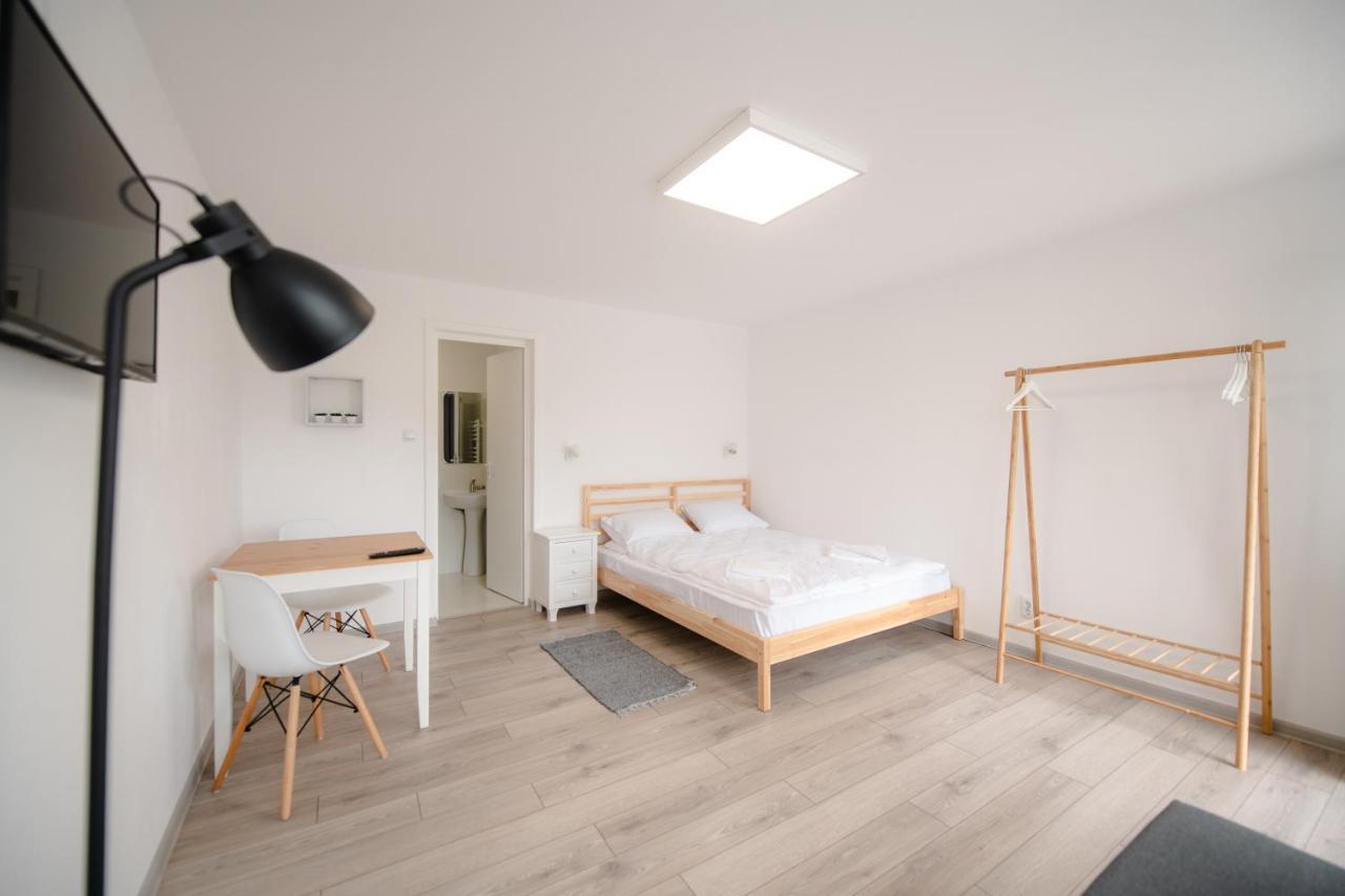 Pixel Guesthouse Tîrgu Secuiesc Eksteriør billede
