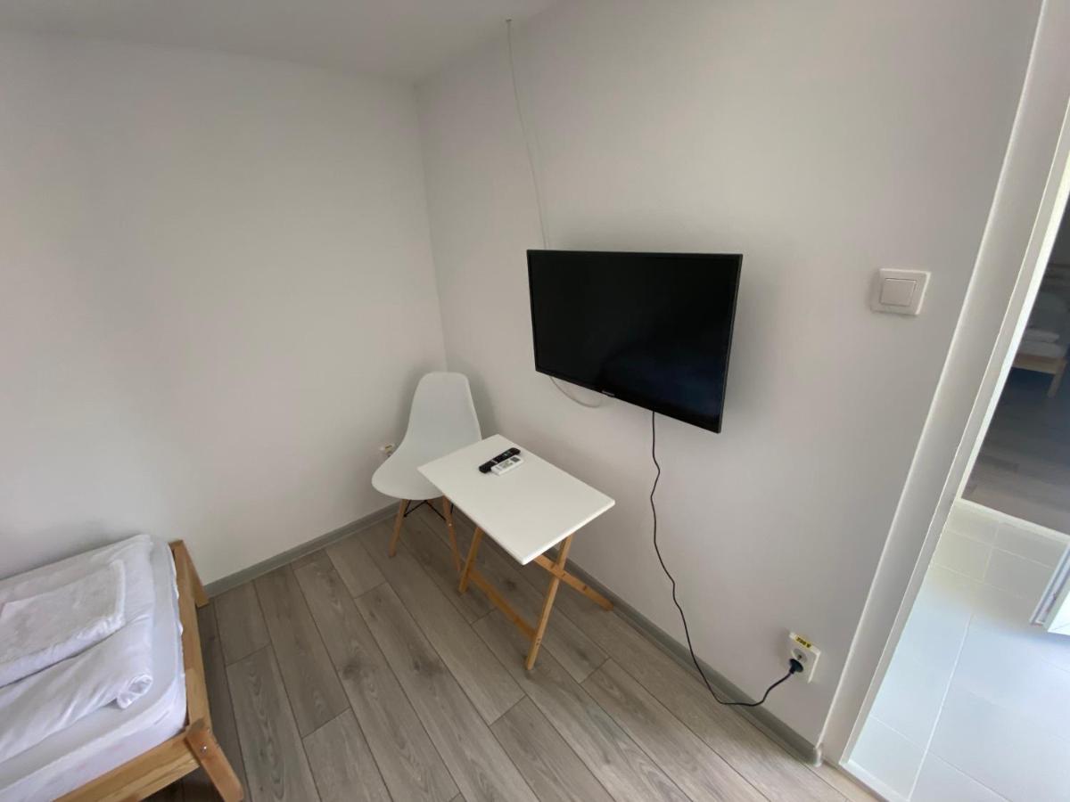 Pixel Guesthouse Tîrgu Secuiesc Eksteriør billede