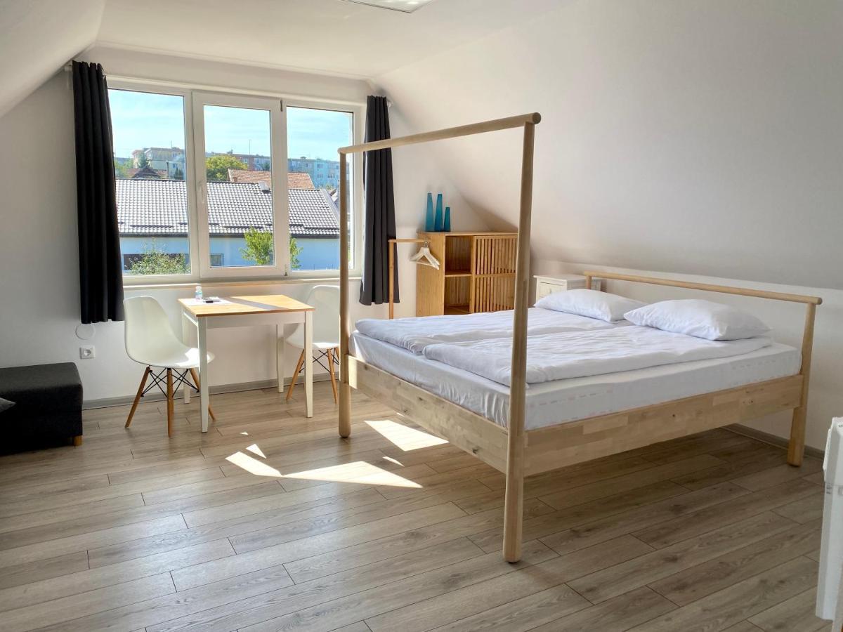 Pixel Guesthouse Tîrgu Secuiesc Eksteriør billede