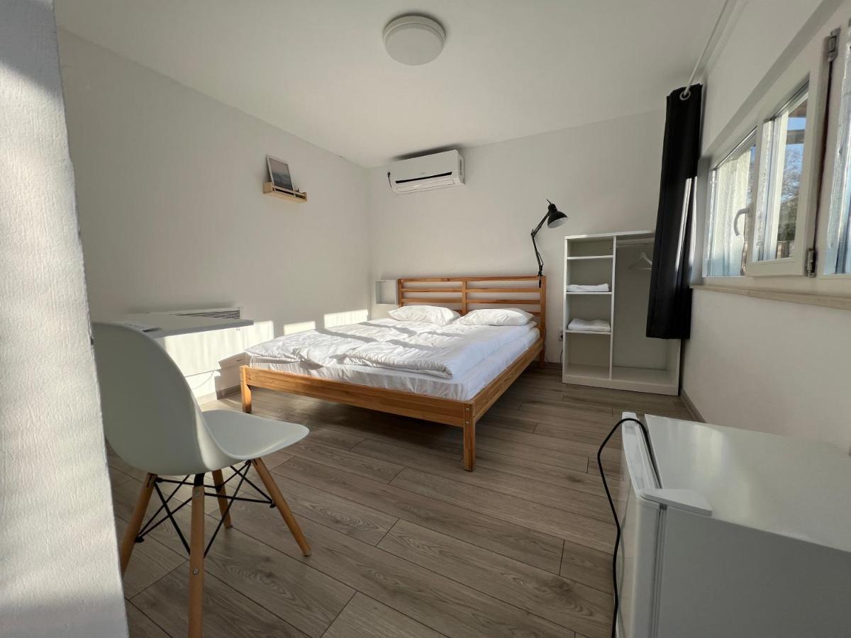 Pixel Guesthouse Tîrgu Secuiesc Eksteriør billede