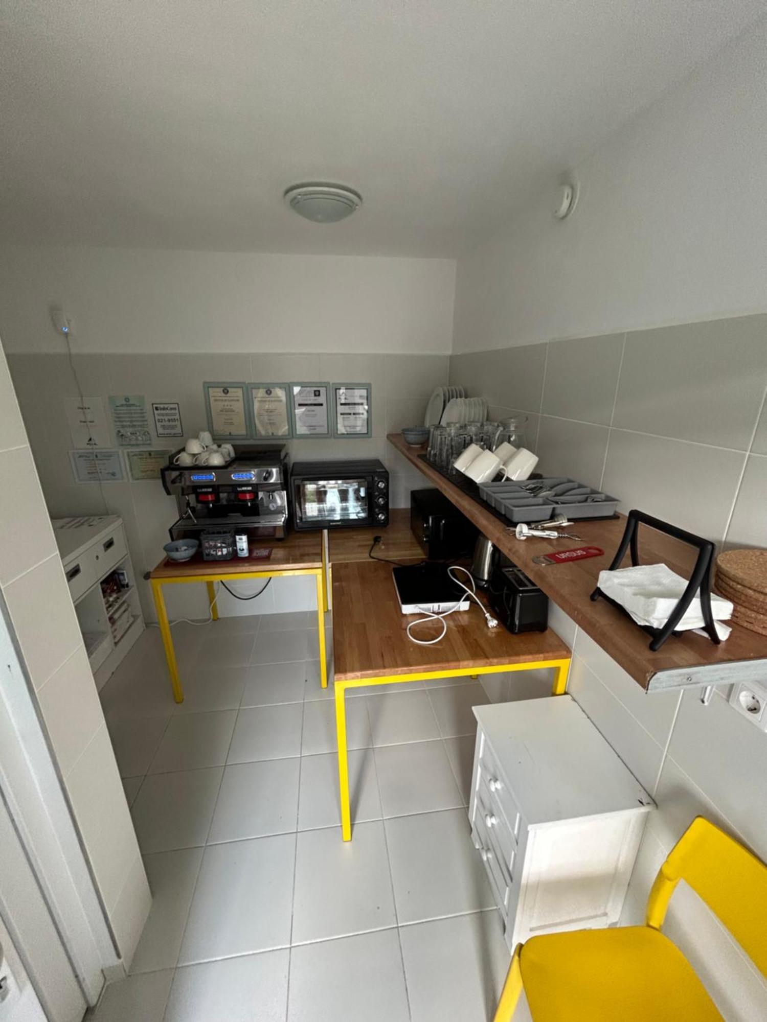 Pixel Guesthouse Tîrgu Secuiesc Eksteriør billede